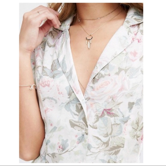 MAJORELLE V-NECK FLORAL PRINT MINI SKATER DRESS - Picture 2 of 5